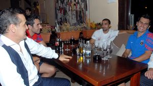 Gigi Becali, dialog cu Nicolae Dică: „Țigane, tu eşti de vină!”