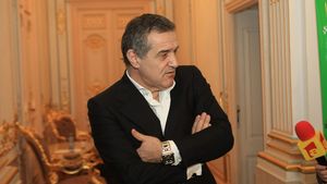 Becali: 'Nu mai dau bilete! Nici lui Dinamo, nici lui Rapid!** Nu mai vreau înjurături și sânge'