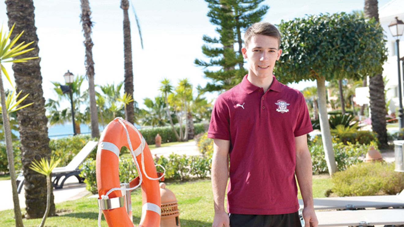 Kamikaze, căpitan la 17 ani!** Reconstrucția Rapidului începe cu puștiul Nicolae Vasile! "Am tupeu pe teren și mare încredere"