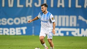 Câți bani încasează, de fapt, Universitatea Craiova după transferul lui Anzor Mekvabishvili la Chicago Fire