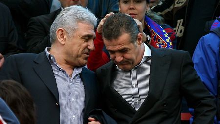 Gigi Becali i-a propus lui Giovanni Becali să cumpere FCSB la comun. „Te pui cu mine?”