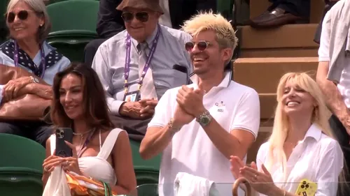 Mădălina Ghenea, vedetă la Wimbledon! Cum a apărut românca în tribune: decolteul ei a atras toate privirile! | FOTO