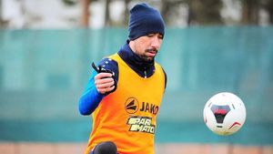 Mărturia tulburătoare a fotbalistului român prins în Ucraina de bombardamentele lui Vladimir Putin: „Nimeni nu l-a luat în serios! Acum, peste tot e panică” | VIDEO EXCLUSIV