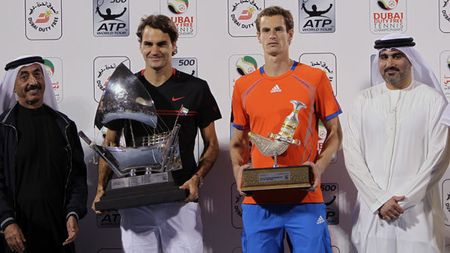 Roger Federer a câștigat Turneul din Dubai, după ce l-a învins în două seturi pe Andy Murray!** E cel de-al 72-lea titlu din cariera elvețianului