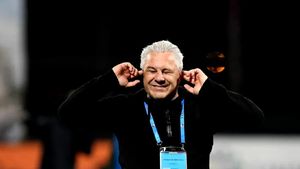 Transfer bombă! Marius Şumudică ia un fotbalist exponențial de la Rapid: jucătorul lui Dan Şucu, foarte iubit de fanii giuleşteni, pleacă de urgență în Turcia! | EXCLUSIV