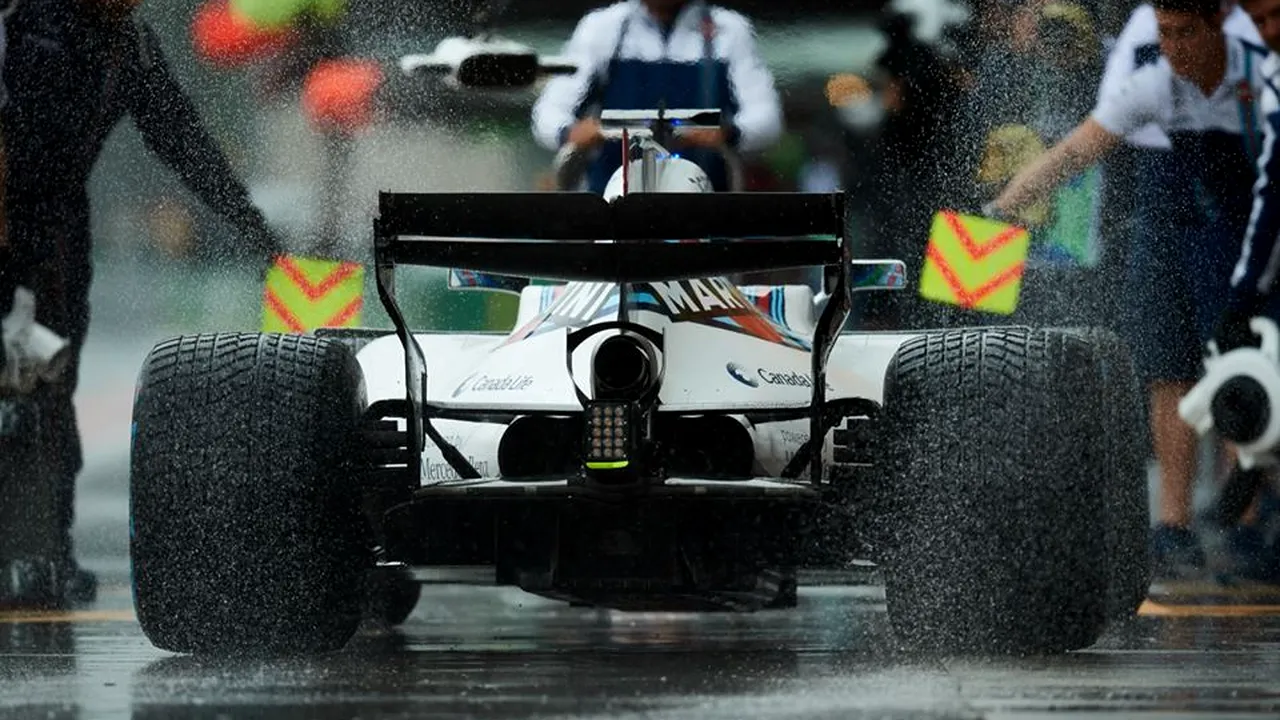 F1 | Calificările frustrării. Record absolut pentru Lewis Hamilton la Monza: a luat pole-ul la mustață, în ultimul tur cronometrat dintr-o sesiune diluată de ploaie