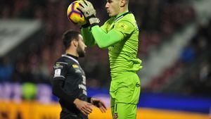 Fotbalistul care tocmai și-a făcut un nume în Liga 1, după CFR - Hermannstadt: " În toată cariera colegii nu m-au mai ajutat așa". Viitorul poate da o lovitură importantă în vară și îl poate aduce la echipă