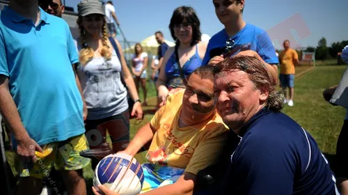 FOTO** Lupu și Belodedici, fotbal caritabil la 40 de grade Celsius