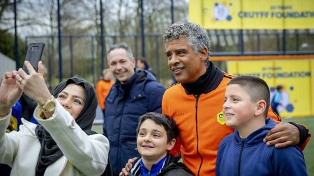 O legendă a fotbalului mondial, de nerecunoscut la nouă ani după ce s-a lăsat definitiv de antrenorat!