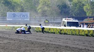Tragedie în hipism! O sportivă a decedat după ce a căzut de pe cal