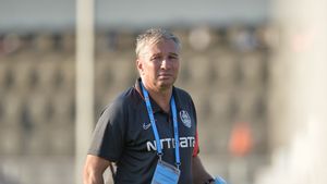 Atacantul surpriză de la CFR nu l-a impresionat pe Dan Petrescu: „Nu cunosc jucătorul ăsta”. Ce s-a întâmplat cu Omrani în Cehia