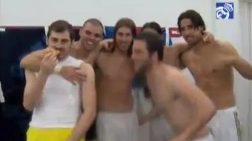 Pepe și Marcelo au încins vestiarul! VIDEO** Primele imagini după meciul care a încoronat Realul! Gestul lui Sergio Ramos l-ar face invidios până și pe MM