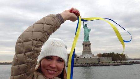 „Cât de nenorociți sunteți! Vă bucurați la un borcan de Nutella!”. Mesaj teribil al frumoasei campioane olimpice Khrystyna Stuy pentru soldații ruși care au vandalizat casele ucrainenilor | GALERIE FOTO