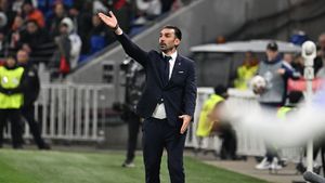 Ce s-a întâmplat în vestiarul campioanei României, după Lyon - FCSB 4-0. Elias Charalambous i-a văzut pe fotbaliști: „Asta le-am zis”