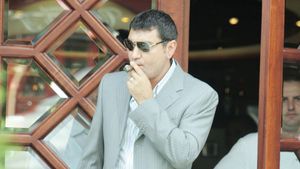 Borcea: "Aici se dă ora exactă, nu la Cluj!** Vrem arbitri străini, chiar dacă v-o zice unul care a pierdut titlul pe mâna lor"