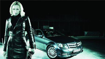 Ținta: Londra 2012!** La JO vom avea și o echipă feminină la tir cu arcul! Iulia Vântur speră la medalii