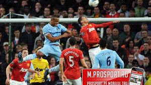 Pe hârtie, City a bătut-o deja pe United: Kompany a fost desemnat cel mai bun jucător din Premier League