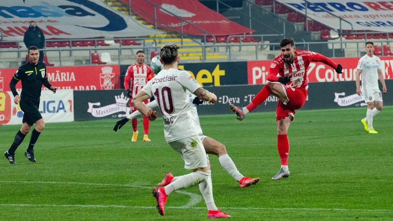 Albu l-a bătut pe Bălgrădean, dar Cojocaru nu a validat golul: „Aveam mâna lipită de corp, sunt convins că nu s-ar fi dat penalty dacă era invers”