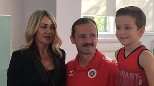 Fiul unicului campion olimpic din istoria gimnasticii masculine românești calcă pe urmele tatălui: "Cred că este mult mai avansat decât eram eu la vârsta lui" | VIDEO