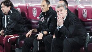 Dinu Gheorghe: "Lung merită să fie unul dintre cei trei portari de la națională"