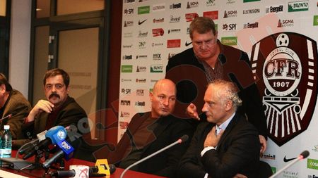 Mandorlini, prezentat oficial la CFR!** "Am fost sfătuit de Zenga"