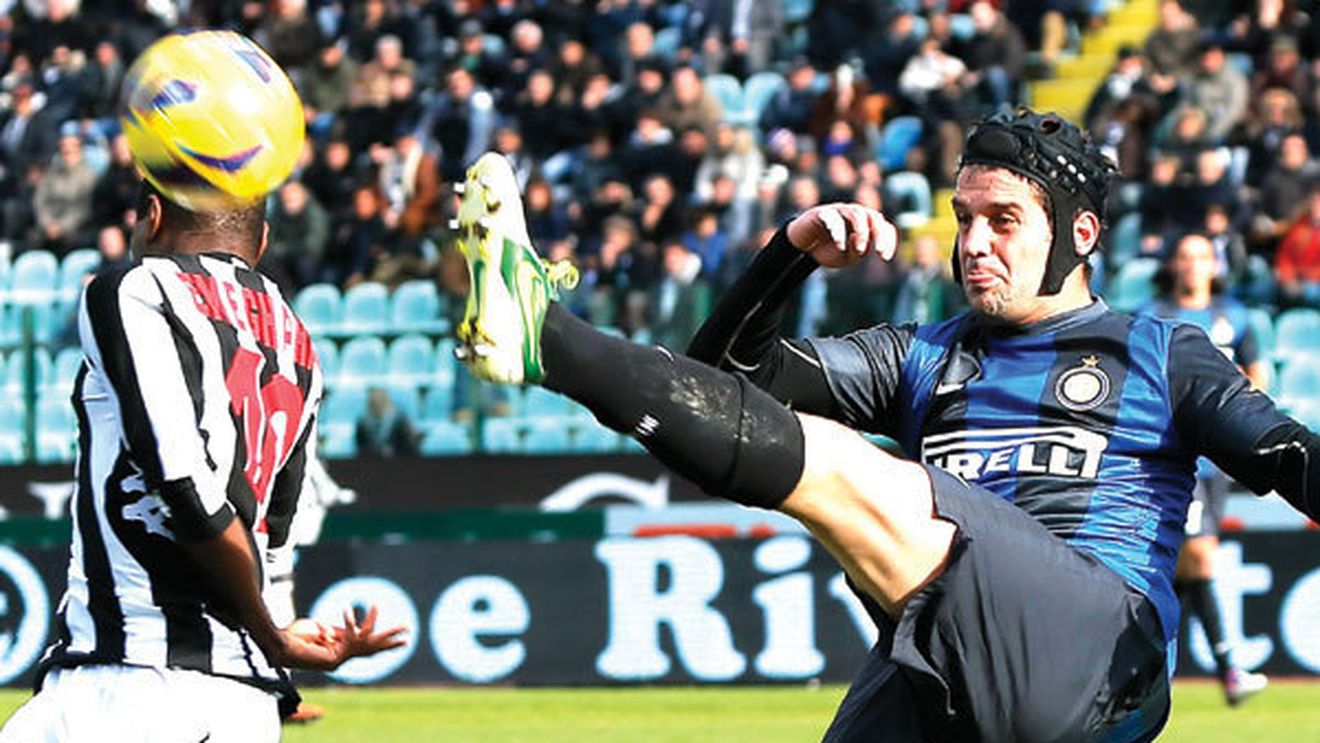 Veste bună pentru Chivu după ce Inter l-a pus "pe liber"!** O echipă uriașă din Italia îi oferă șansa de a continua în Serie A: ce salariu i-au pregătit românului