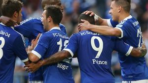 Nemții, intrigați de tupeul Stelei: "Boateng și Schalke trebuie să le ofere românilor o lecție dură"