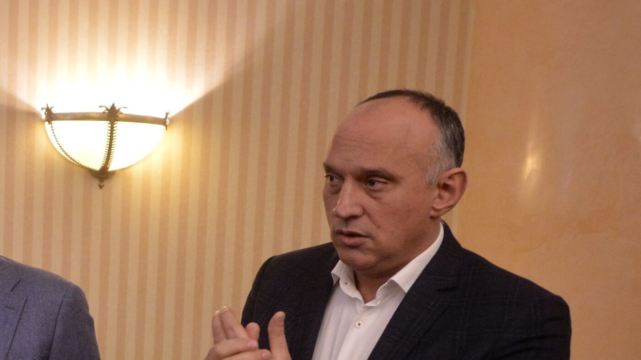 Florin Prunea, prezentare proprie uluitoare pentru PRO TV în show-ul Desafio: „Avem voie la gagici acolo? Anaconda e în formă!”