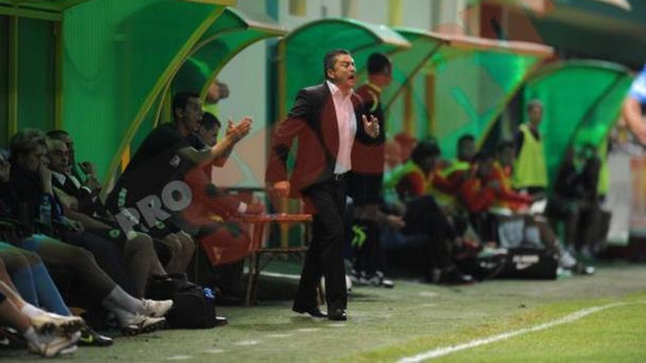 Ilie Stan, mulțumit după 0-0 cu Dinamo: "Sper să fim revelația campionatului." Mesajul pentru stelistul Adi Popa