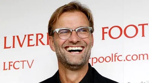 Un nou „moment Jurgen Klopp”! VIDEO Germanul i-a cântat „La mulți ani! ” ofițerului de presă al FC Liverpool, alături de ziariști