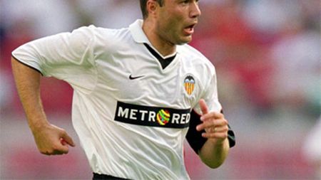 REMEMBER | Când Adi Ilie folosea "scărița", Valencia se cocoța în Primera. VIDEO cu un gol senzațional 