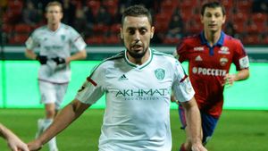 Dă Dinamo o super lovitură pe piața transferurilor? Un jucător care a câștigat cinci titluri cu PSV și Ajax se antrenează sub comanda lui Contra. Ogăraru l-a avut coleg: "Este un jucător de mare calitate"