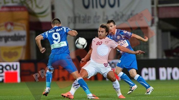 Se tem să nu fie dezavantajați din nou:** "Arbitrii vor face ceea ce știu să facă în meciurile cu Steaua și Dinamo"