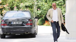 Asta e răzbunarea lui Gigi după ratarea transferului lui Lato la St. Etienne!** Agentul Florin Iacob poate primi o nouă lovitură