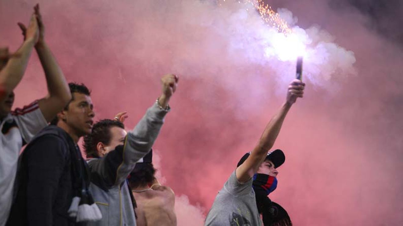 Fanii Stelei continuă protestele: "62** - ne vrem clubul înapoi!"
