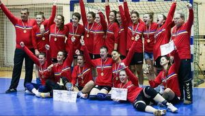 "Și-au bătut joc de copii, de patru luni tot suntem plimbați". Telenovela handbalistică "Tânăr și neliniștit"