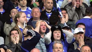 EPIC!!! Îi mai țineți minte pe fanii lui Bilbao, care s-au dus la Budapesta să vadă finala Europa League? Suporterii lui Chelsea au "comis-o" MAI RĂ‚U: de unde vor urmări meciul cu Steaua