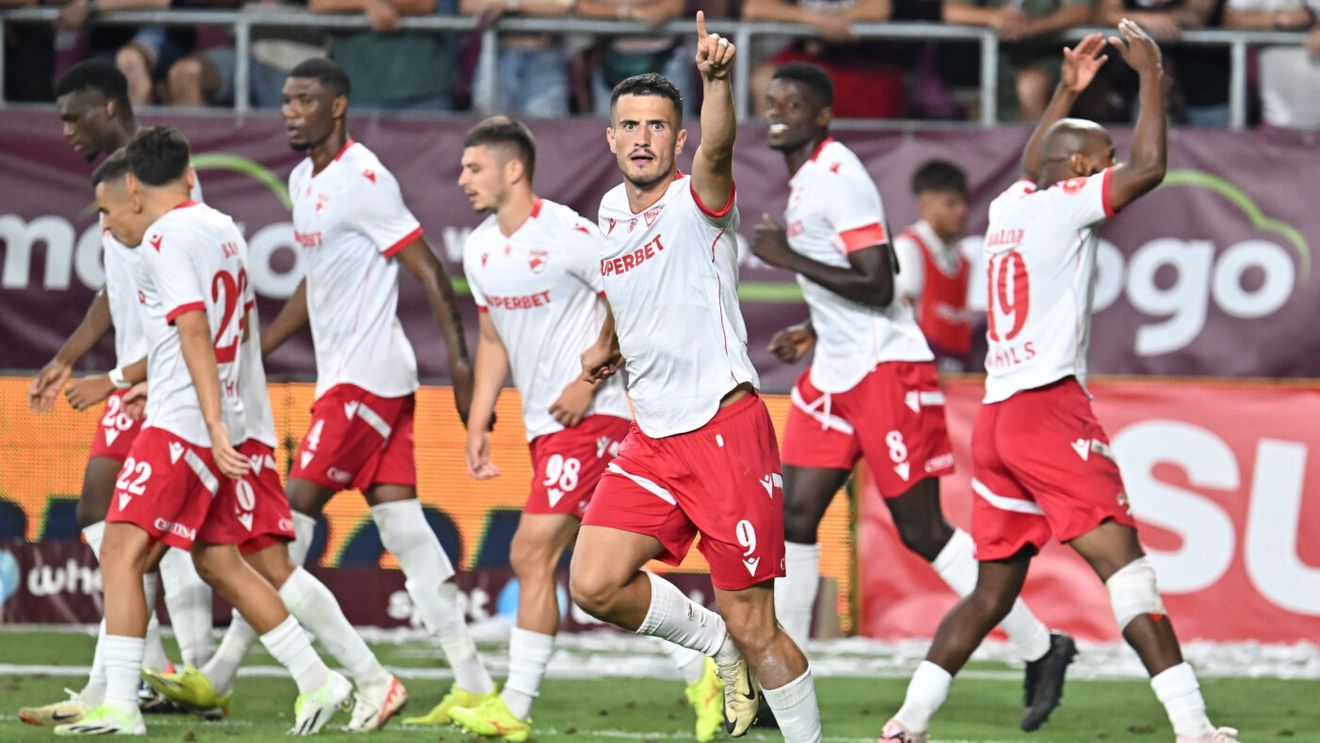 Ce pedepse a primit Dinamo București pentru incidentele de la meciurile cu Rapid București și Sepsi Sf. Gheorghe