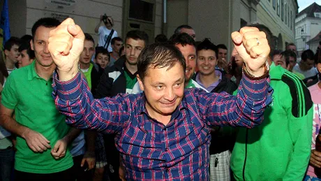 Fostul președinte al clubului de fotbal CSU Voința Sibiu,** reținut pentru luare de mită