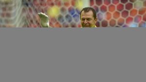 Discurs impecabil în limba română. Marii sportivi ai României, amintiți de Donald Tusk într-un discurs din cadrul Consiliului UE: "Fac apel către români să apere libertatea cum a apărat Duckadam cele patru penalty-uri în '86"