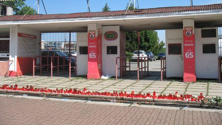 Doliu în "Ștefan cel Mare"! Jucătorii Stelei, ai Rapidului și ai Chiajnei au uitat de rivalitate și s-au unit în memoria lui Ekeng