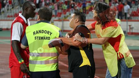 "Stewarzii sunt vinovați!"