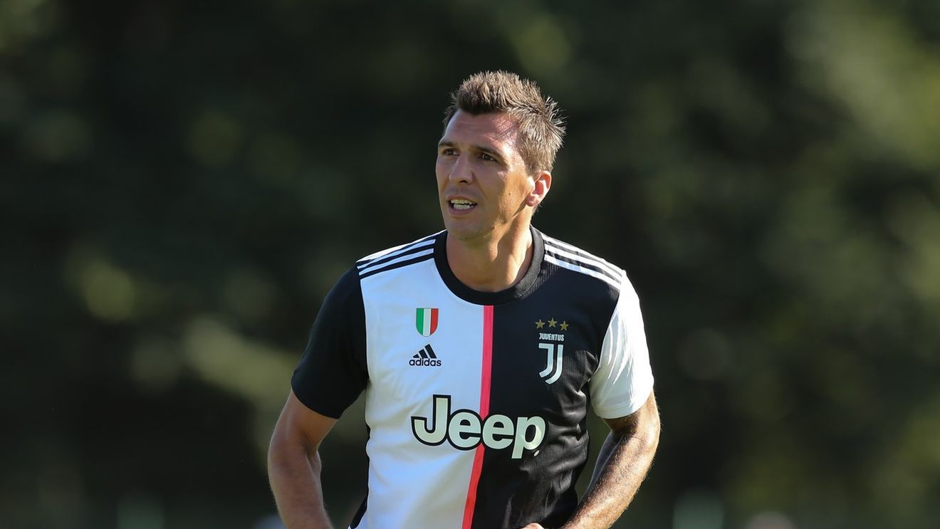 AC Milan a perfectat contractul cu Mario Mandzukic până la finalul acestui sezon!