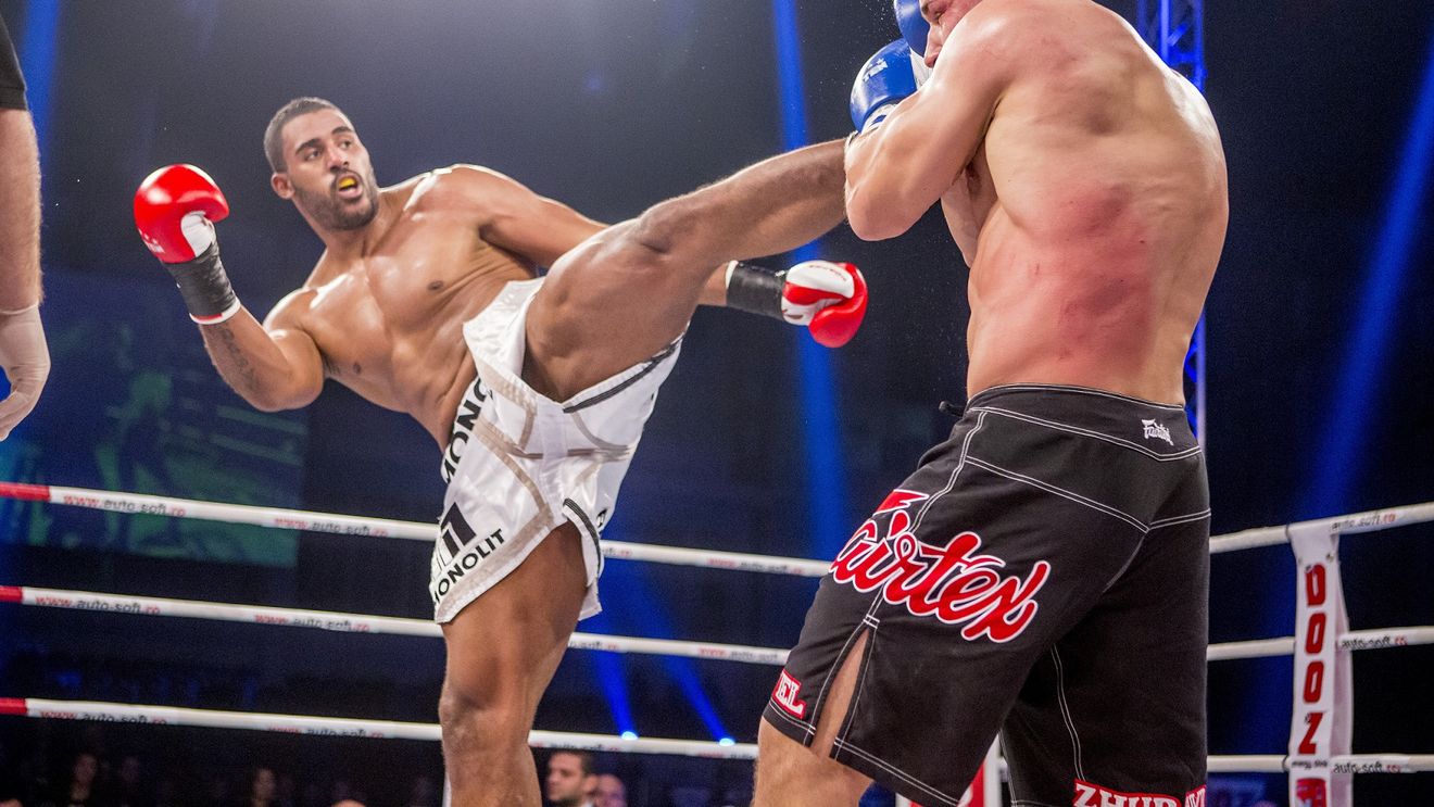 Benny i-a dat replica lui Daniel Ghiță, după mesajul ironic "te-a bătut doar cu stânga. Umilință pură": "Vrei un meci cu mine? Fă asta, altfel nu are rost!"