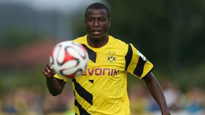 Adrian Ramos a fost amendat deoarece a trimis un prieten la examenul pentru permisul de conducere