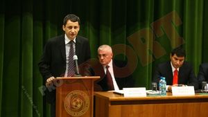 Iacov, înfrânt de 'Naș':** "Dacă alegerile erau în aprilie, câștigam! Sandu e un om bolnav și ar trebui să-i lase pe alții să conducă!"