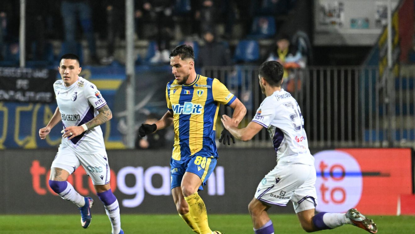 Petrolul - FC Argeș 2-1, în etapa 27 din Superliga. Gură uriașă de oxigen la Ploiești: „remontada” după ce piteștenii au deschis scorul!