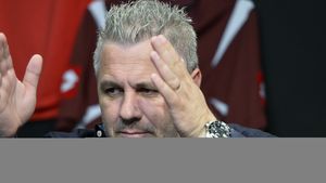 Șumudică, ironic la auzul veștii că va fi demis de la Al-Shabab: "Am avut doar o linie la semnal și nu am putut să iau legătura cu ei"