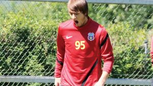 Sub comanda lui Ilie Stan a căpătat încredere:** "Se vede că se antrenează cu echipa mare a Stelei"