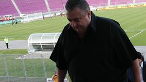 "Nu mai am încredere în Uhrin! Anunț noul antrenor în 2009!"